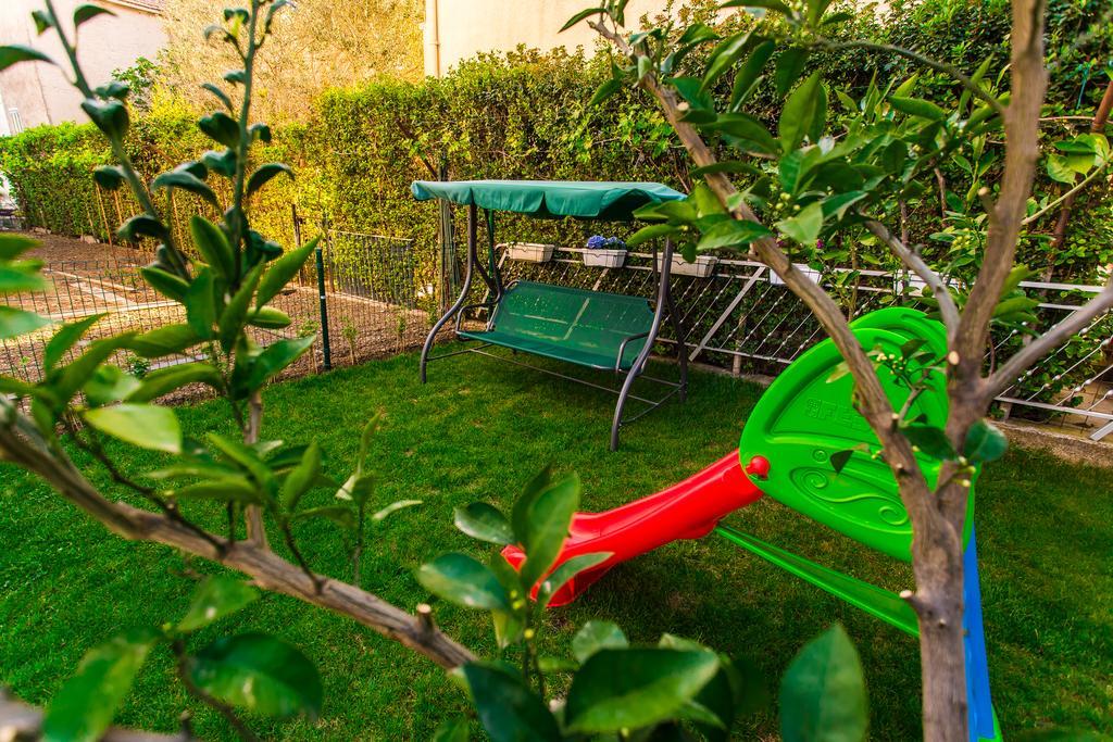 Apartman Nikolic 2 Kaštela Exterior foto